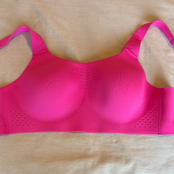 Seamless Pink, Grey, and Black Victoria Secret Sports Bra Set - Picture 3 of 13